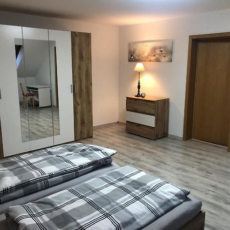 Moderne Vollmoeblierte Wohnung Zwickau Dış mekan fotoğraf
